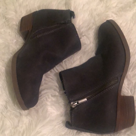 NWOT Women’s Slate Gray Ankle Boot by Carlos Santana - Picture 6 of 11